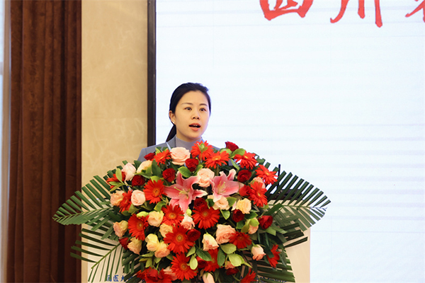西安奕材获得发明专利授权：“一种机械手、机械手自动校准装置及方法”