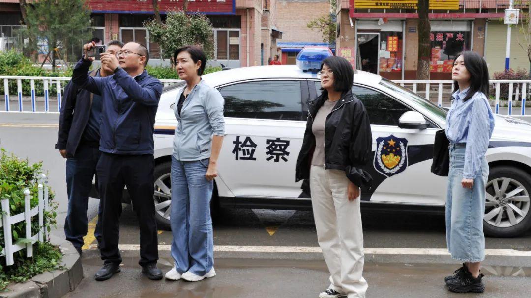 辽宁检察机关依法对徐佐涉嫌受贿、非法经营同类营业案提起公诉