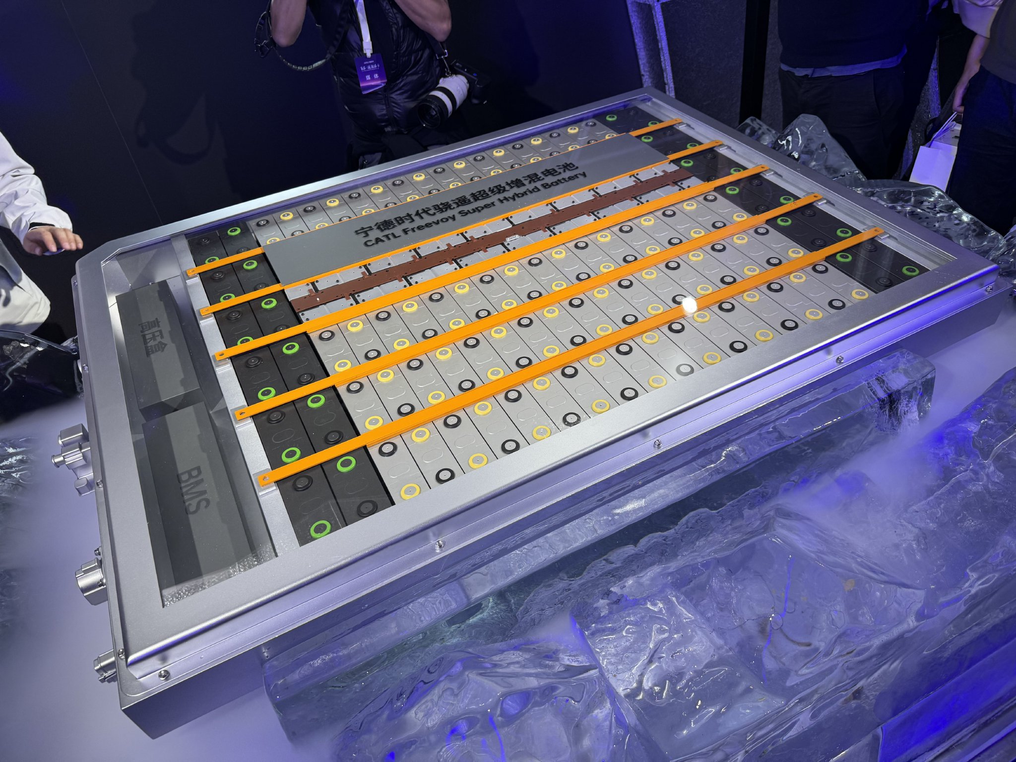 宁德时代获得实用新型专利授权:“电池装置以及用电装置”