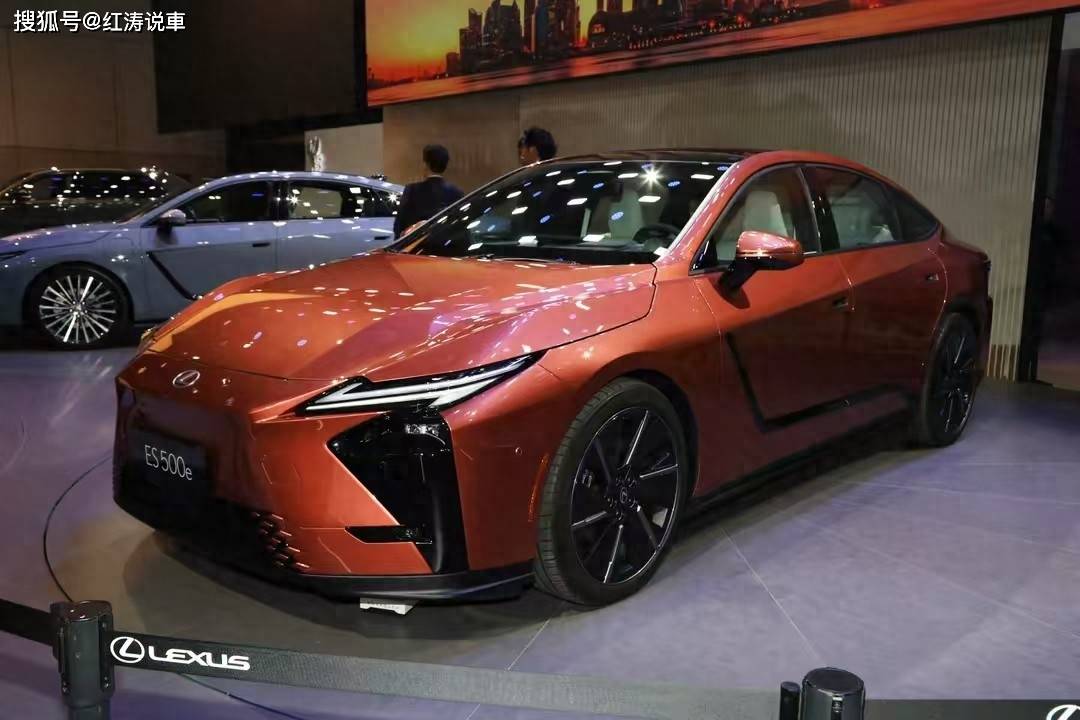 雷克萨斯全新一代ES全球首发，设计上更具中国元素