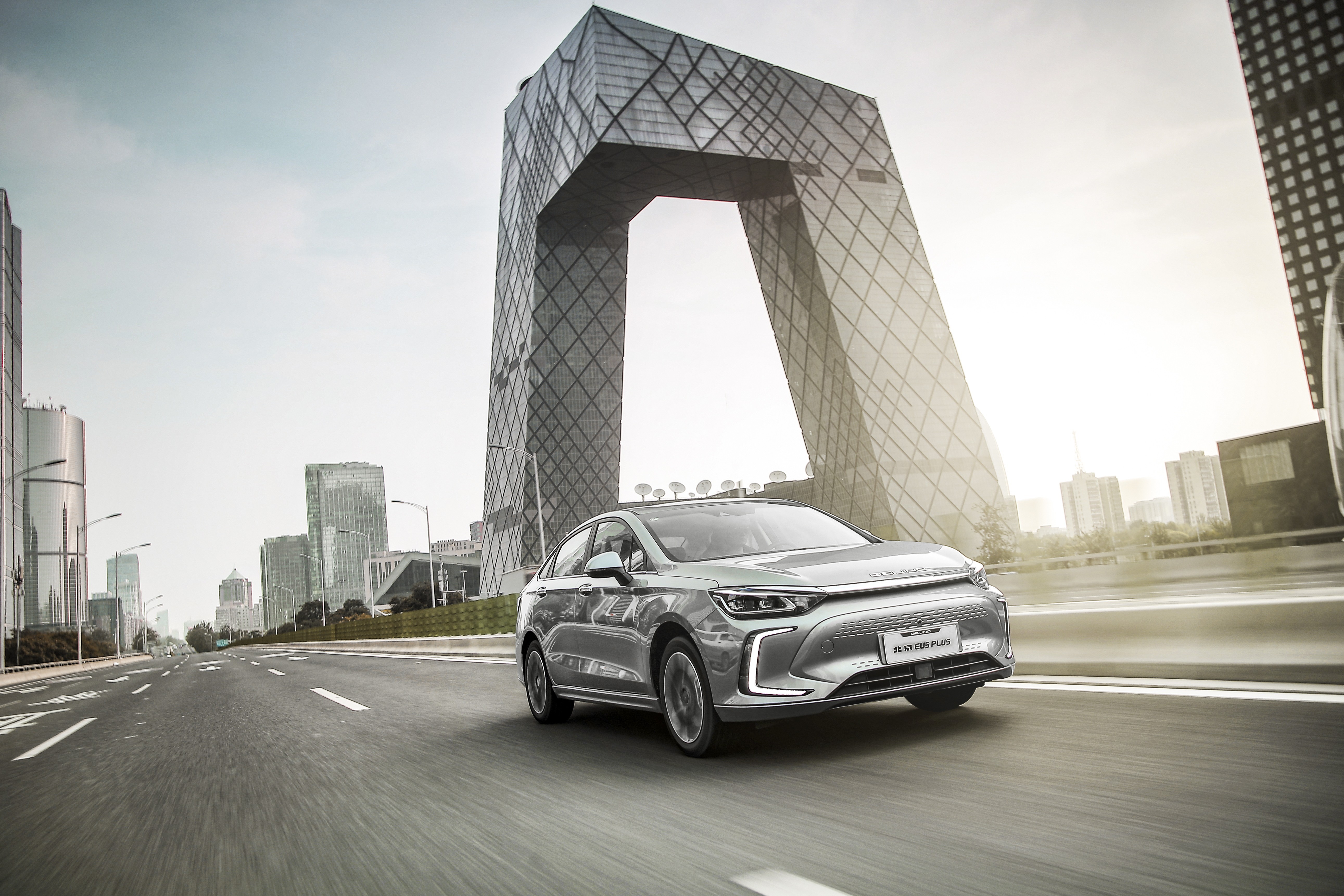 一汽丰田bZ5发布安全智能驾驶辅助新方案