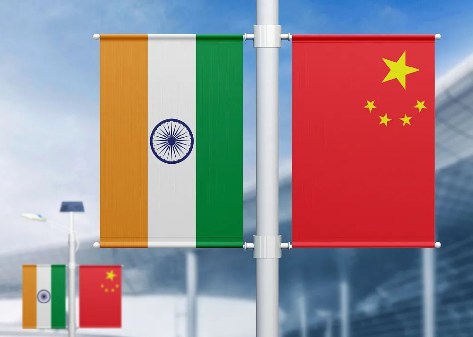 SMCP集团2025财年Q1销售额增长3.4%，中国市场调整进行时