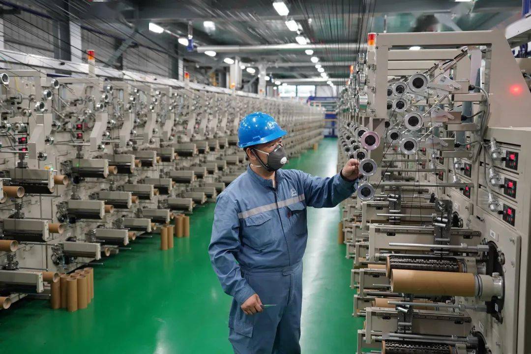 上海石化获得发明专利授权：“用于定位一组碳纤维复合棒的夹具及其夹装方法”