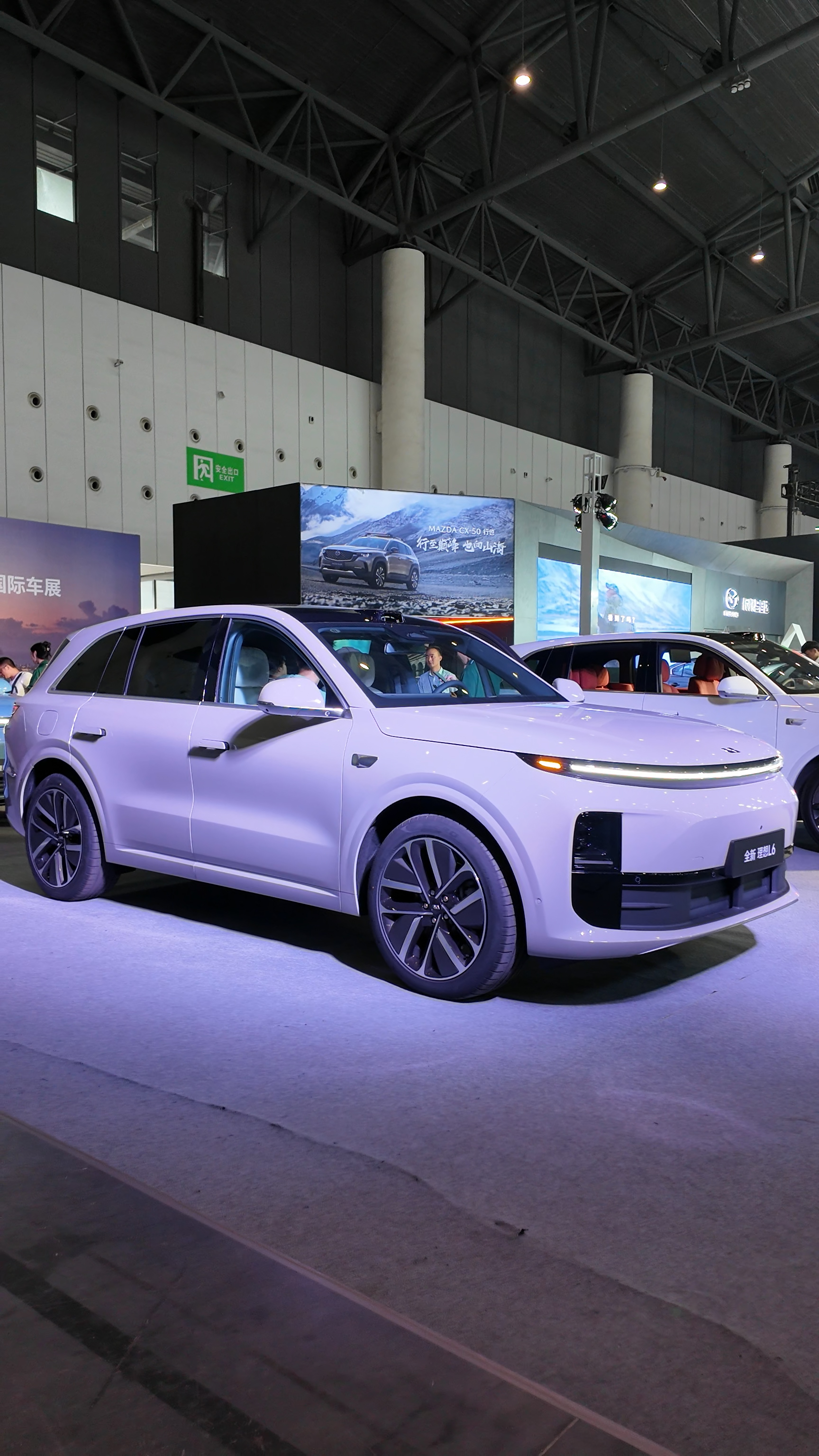 理想汽车L系列升级：全系激光雷达+双腔悬架