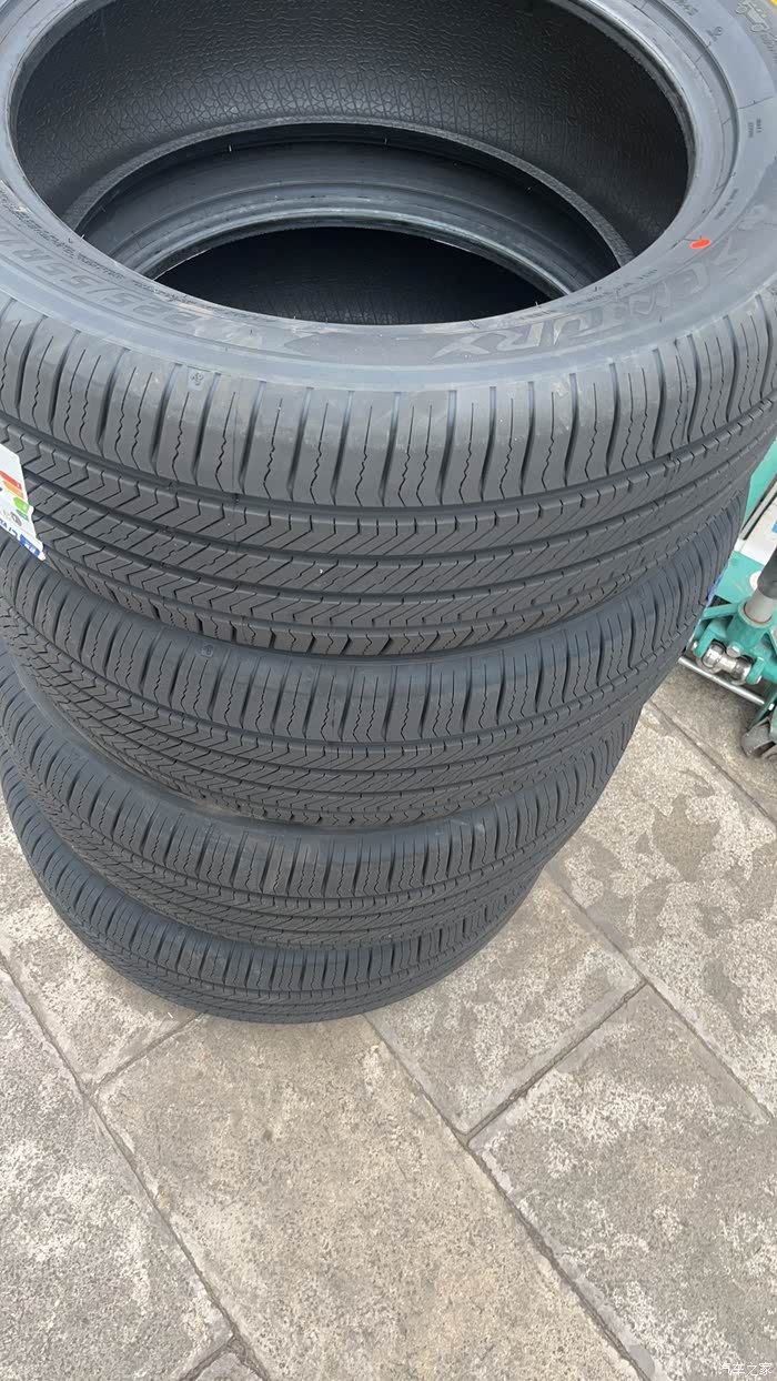 森麒麟获得外观设计专利授权：“轮胎(CZ)”