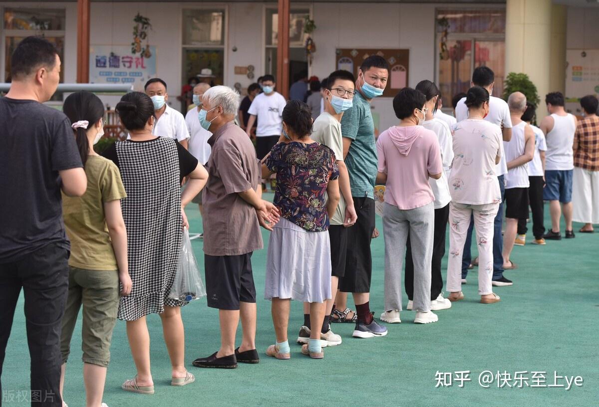 150家公司扎堆排队 赴港上市“燃”起来了