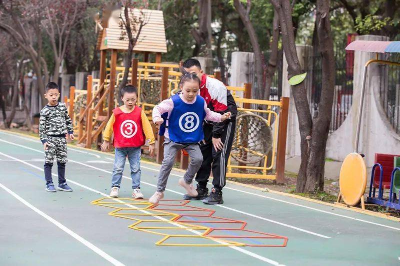 亿童文教2024年年度权益分派预案：每10股派发现金红利6元
