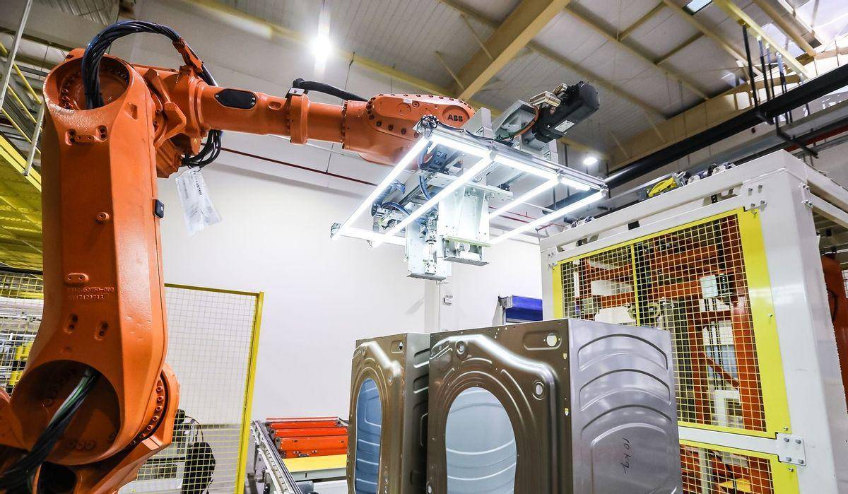 联创电子两家工厂入选江西省“先进级智能工厂”,智能制造能力再获权威认可