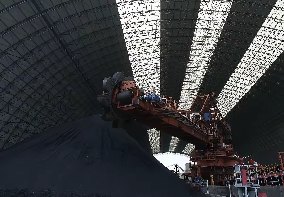 宝地矿业：公司目前开采的伴生矿中无白银