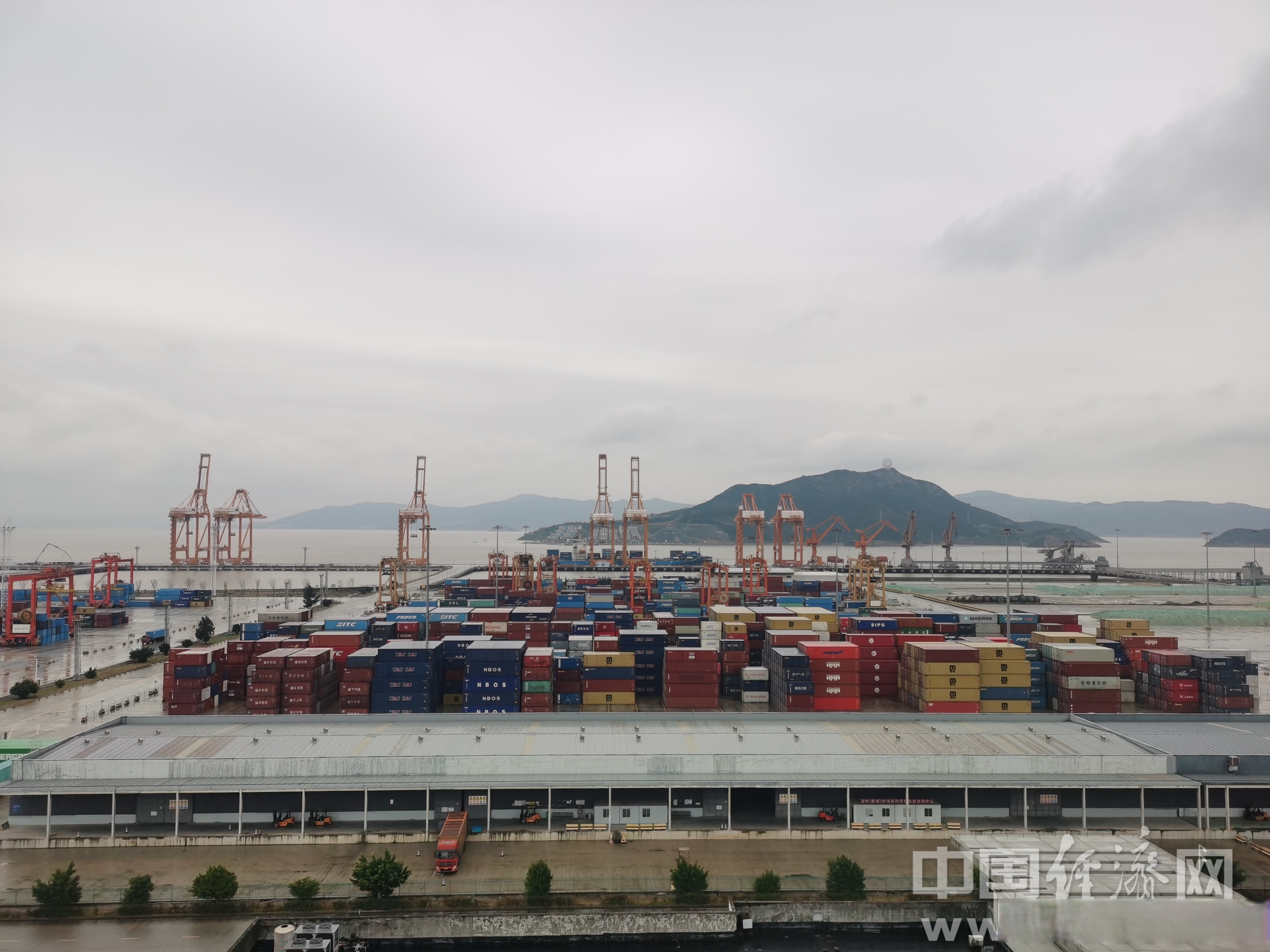 海关总署：前5个月我国货物贸易进出口增长2.5%