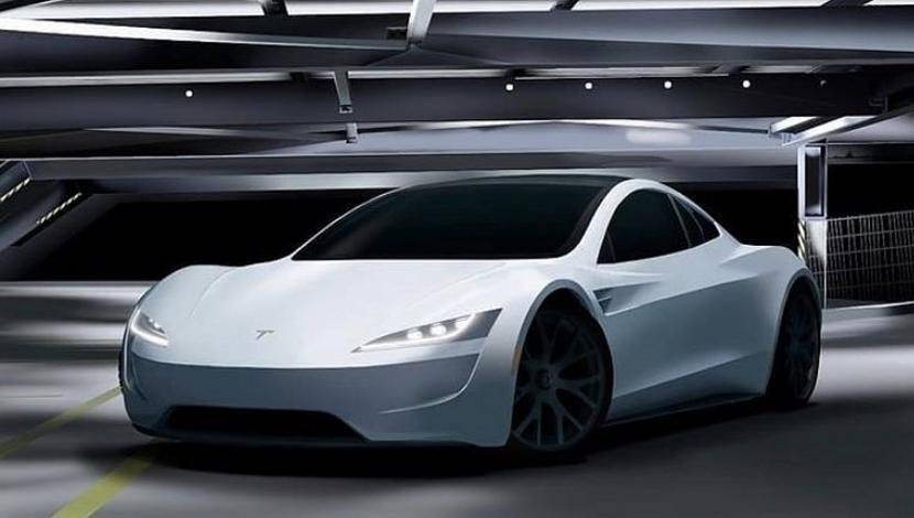 市值大涨4000亿：特斯拉Robotaxi的冰火两重天