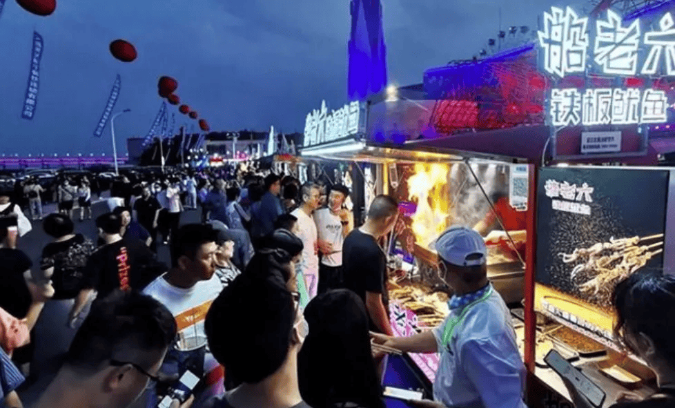 台海观澜 ｜谁把馆长从台湾推向大陆