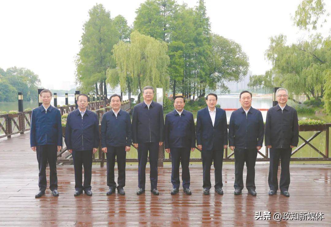 韩俊会见匈牙利农业部部长纳吉・伊什特万