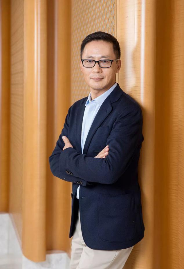 “衣茅”比音勒芬跌去百亿市值 董事长也急了