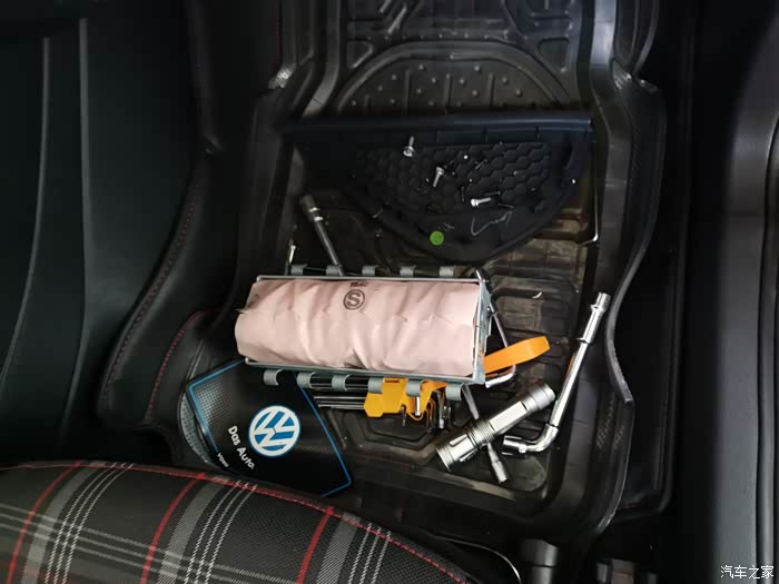 新泉股份获得实用新型专利授权：“一种汽车安全气囊盖板弱化槽检测设备”