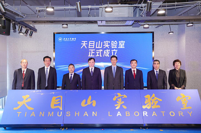 万凯新材:与灵心巧手共建高性能材料联合实验室