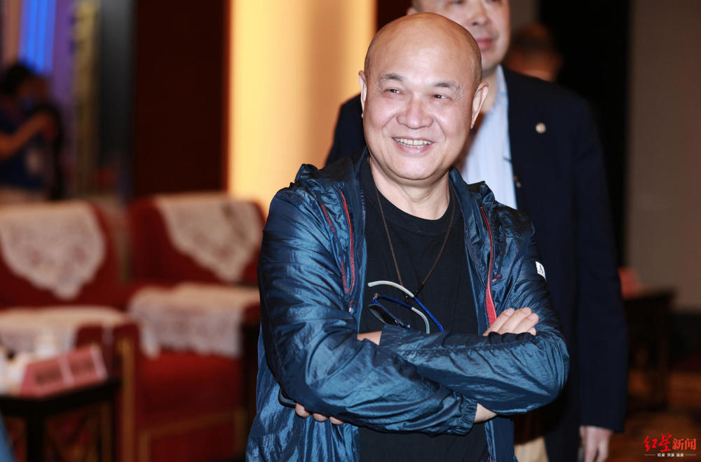 慈文传媒：马中骏先生已正常办理退休