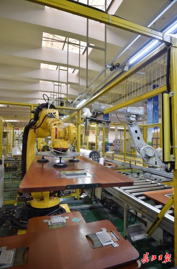 平安电工：马来西亚生产基地已投产武汉基地稳步推进