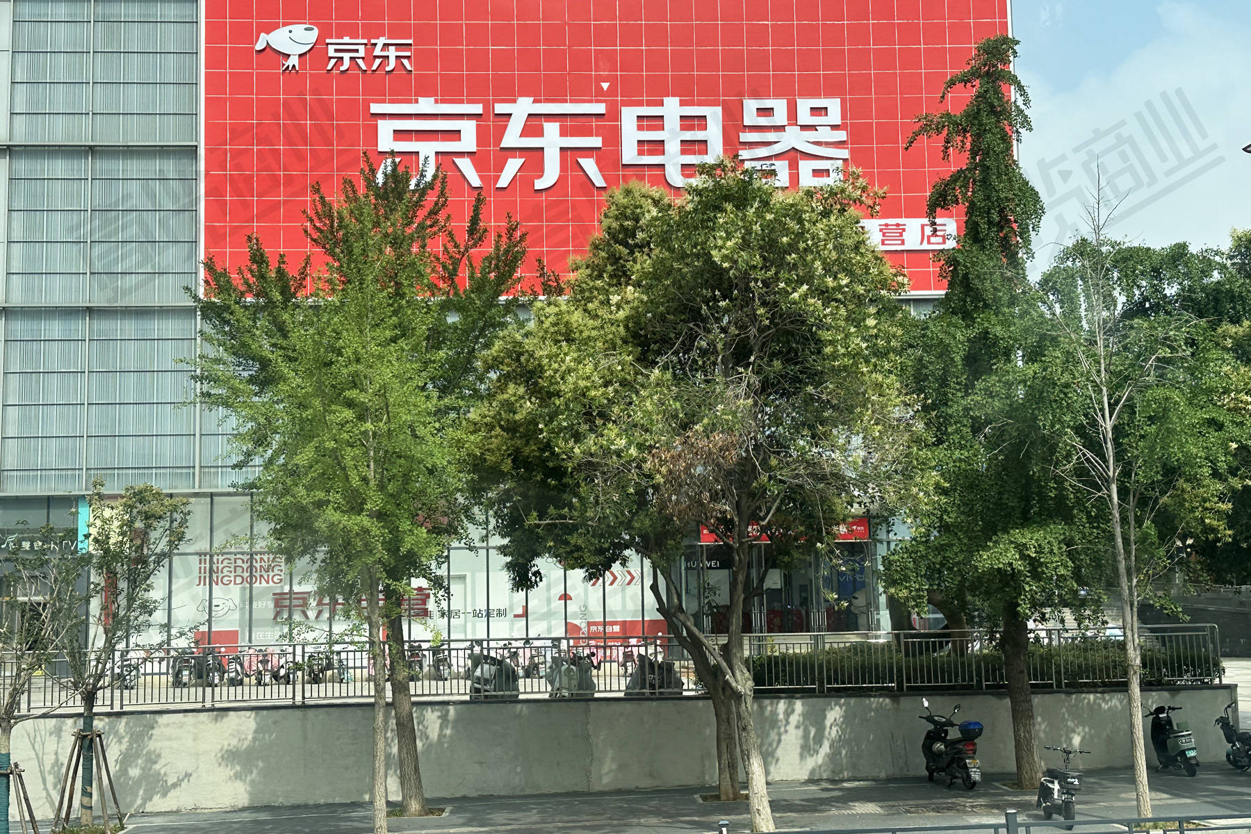 “连续10余天单量暴增1000%” 多地空调安装工程师正在支援东北