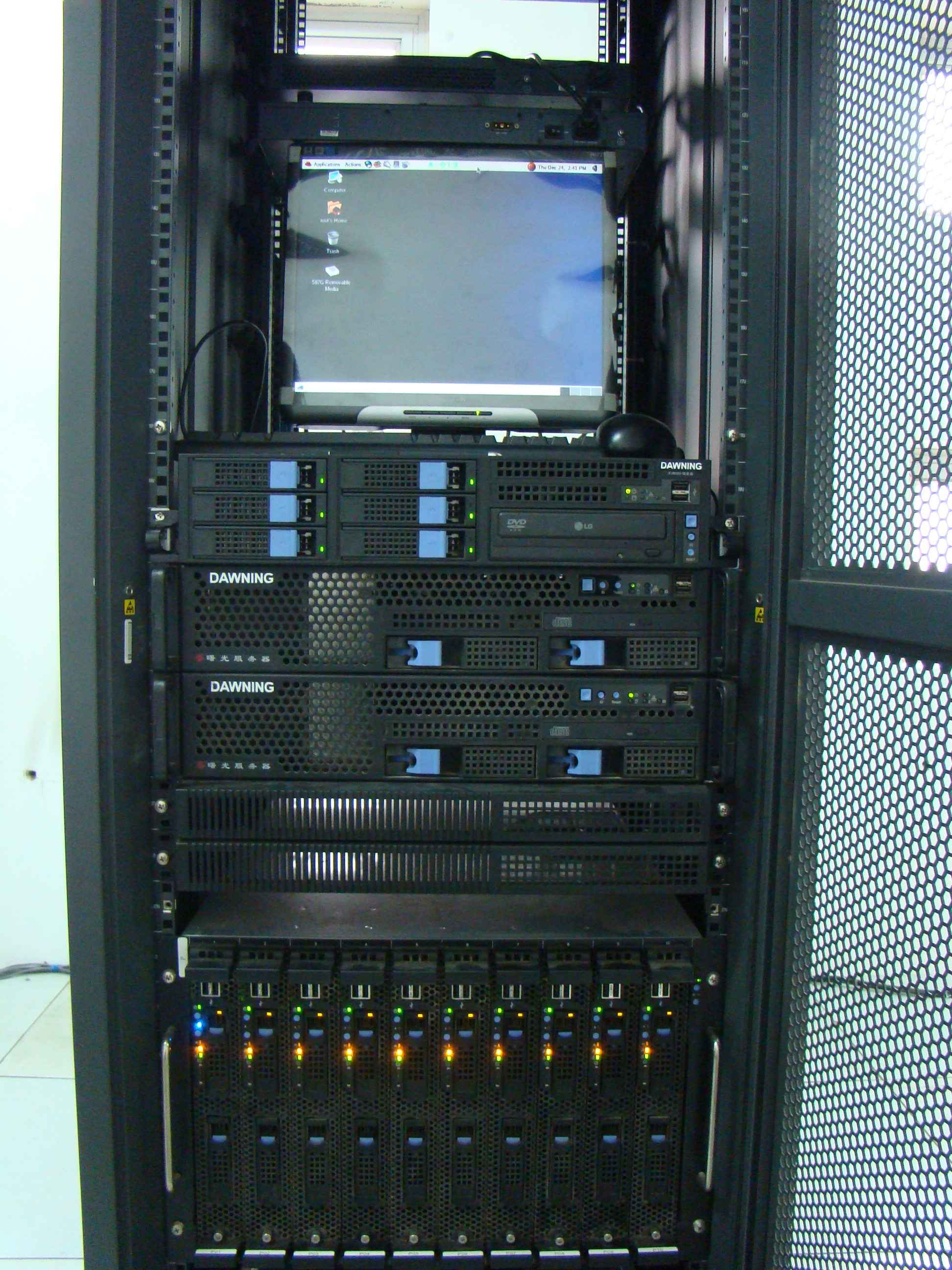 对话曙光存储何振：中国AI的最大瓶颈，可能不全在GPU身上