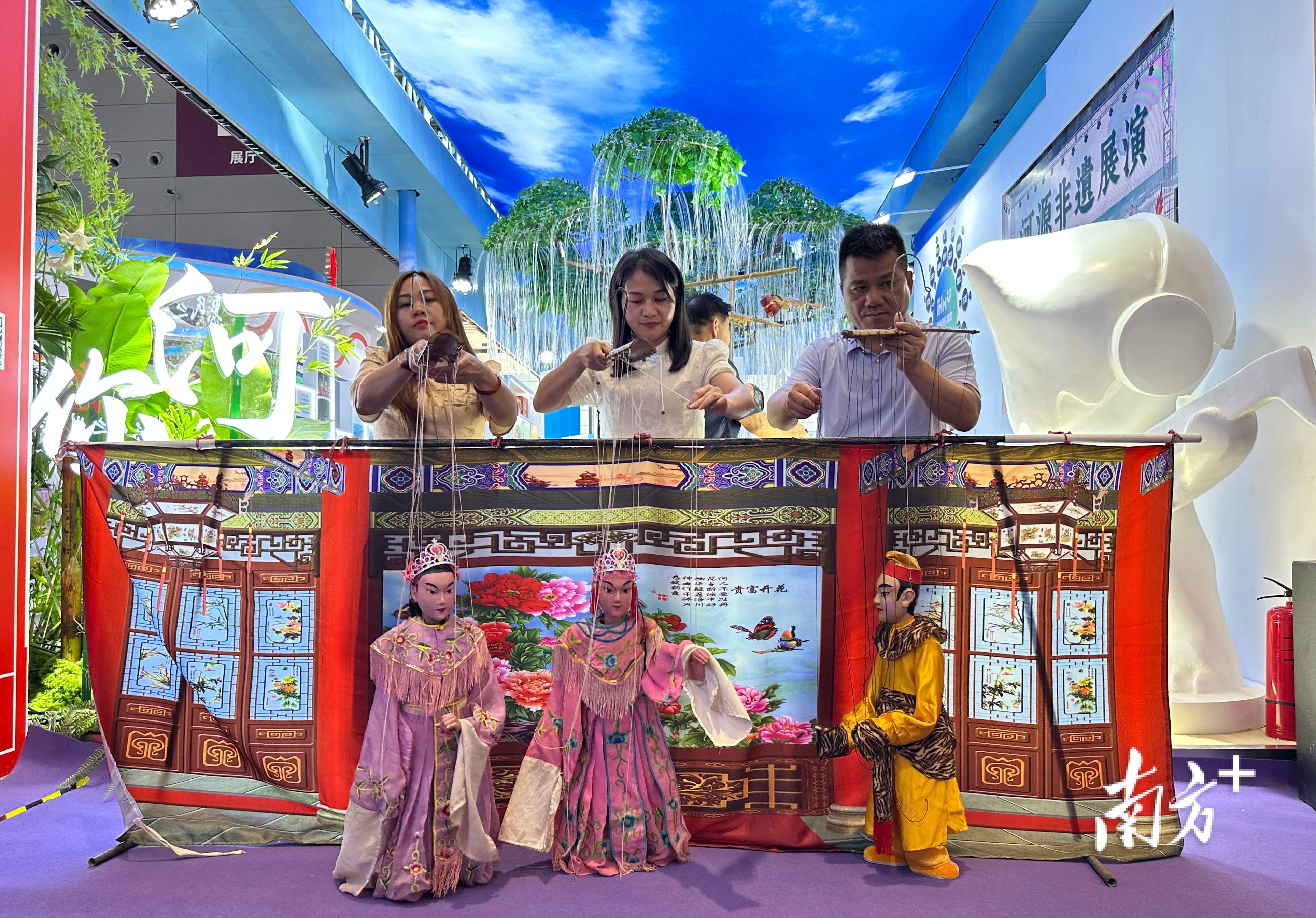 8月羊城看展：粤胡百年高胡与广东民间音乐文化展