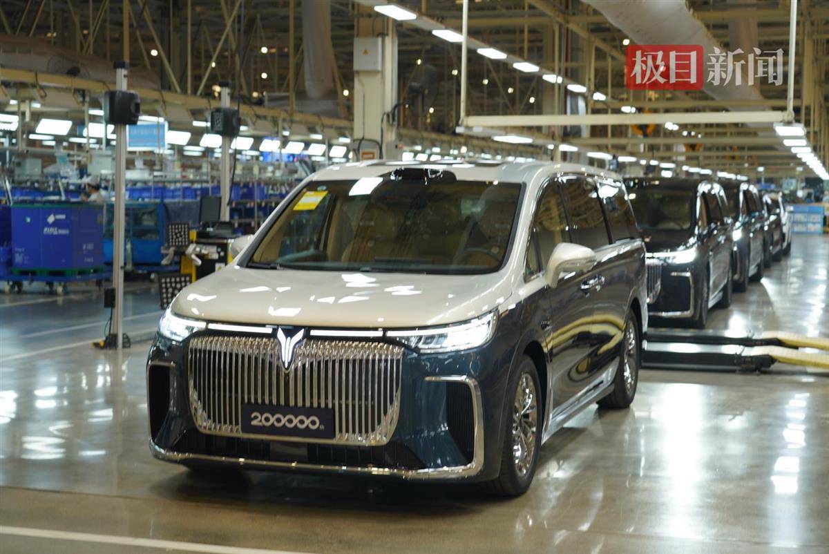 岚图即将登陆港股：汽车央企转型的标杆性突破