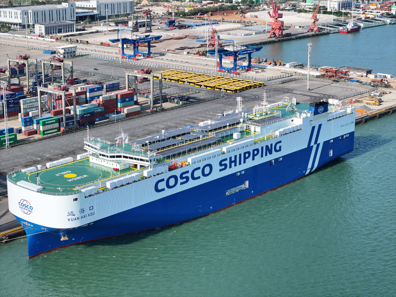 华光源海1080TEU燃油动力集装箱海船顺利吉水