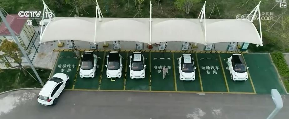 我国电动汽车充电基础设施突破1660万个，7月单月新增近60万