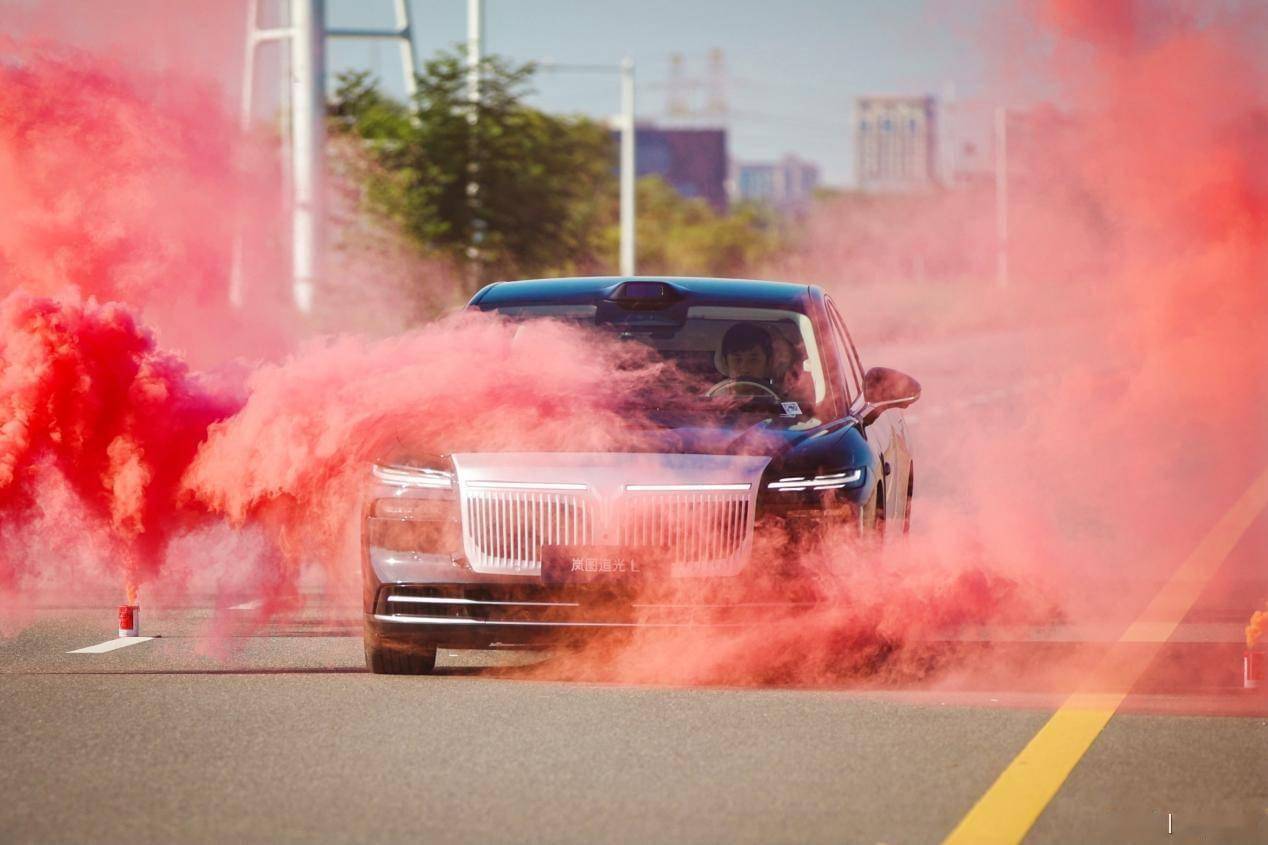 岚图汽车发布岚海智混技术 下半年上车三款混动产品