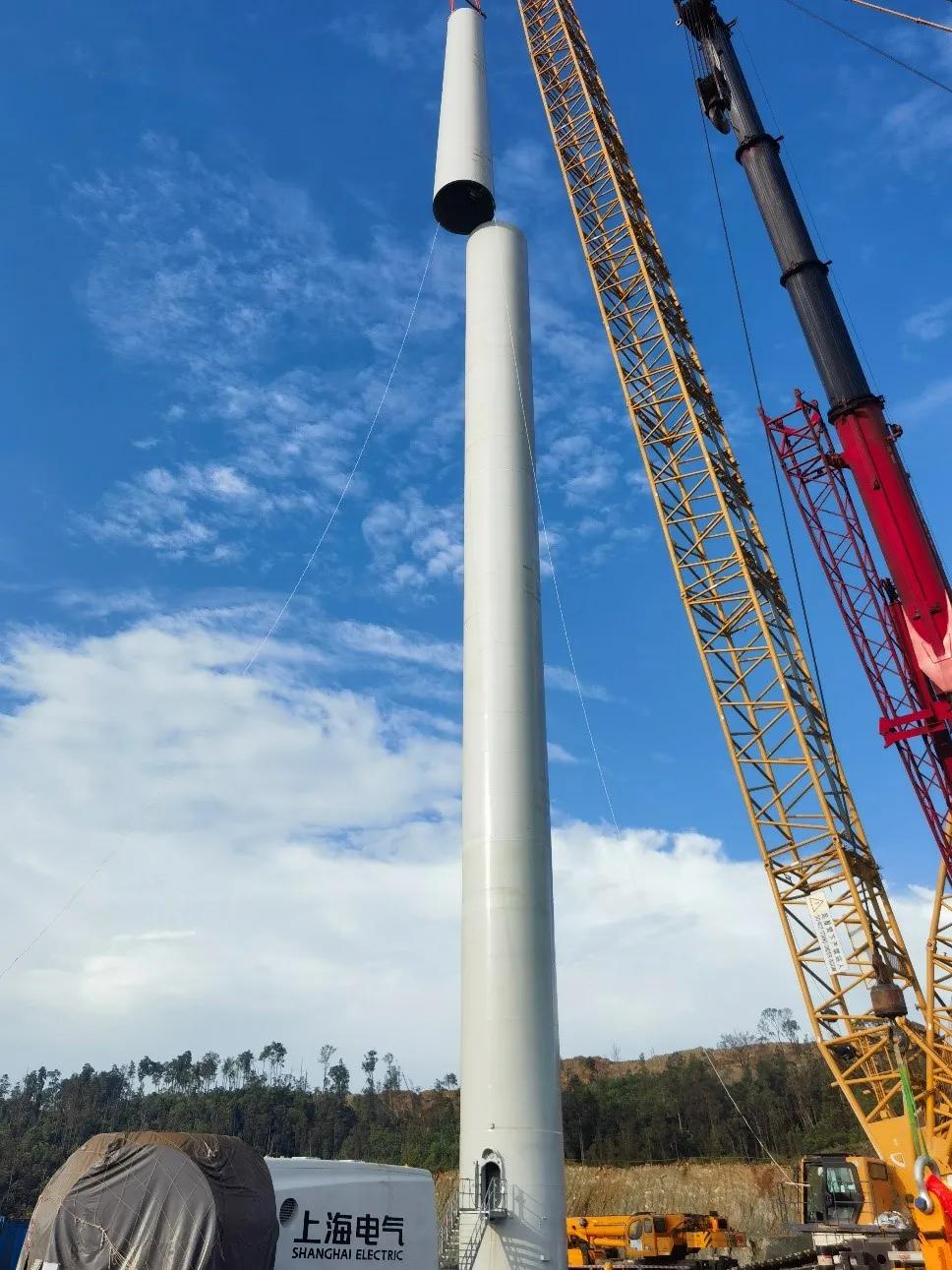 单机年发电量1亿度！全球最大海上风电机组完成吊装
