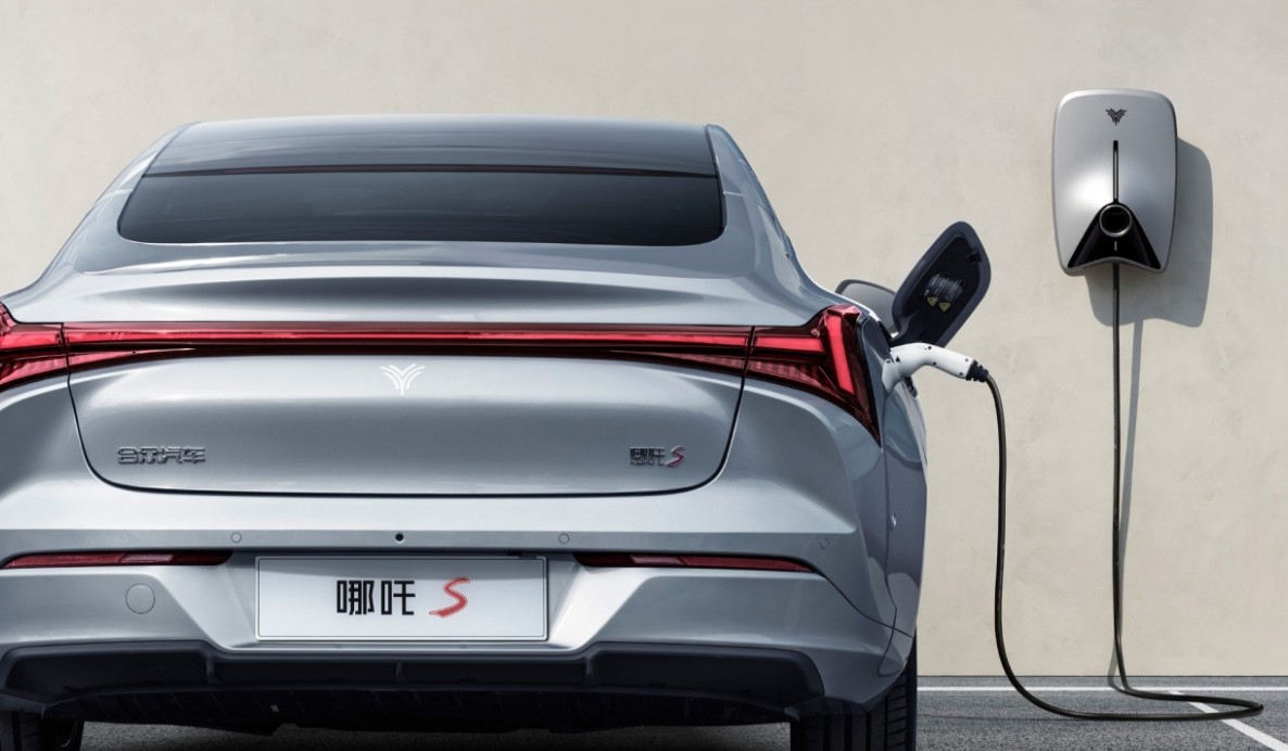 山子高科10月接管哪吒汽车，破产重组迎来实质性进展