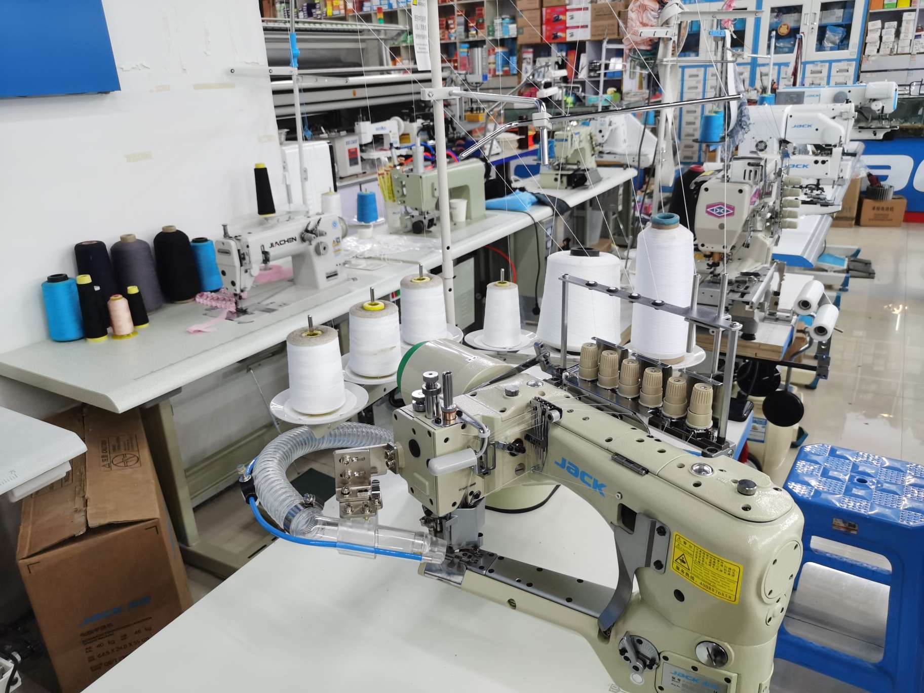 杰克科技获得外观设计专利授权：“缝纫机夹线器”