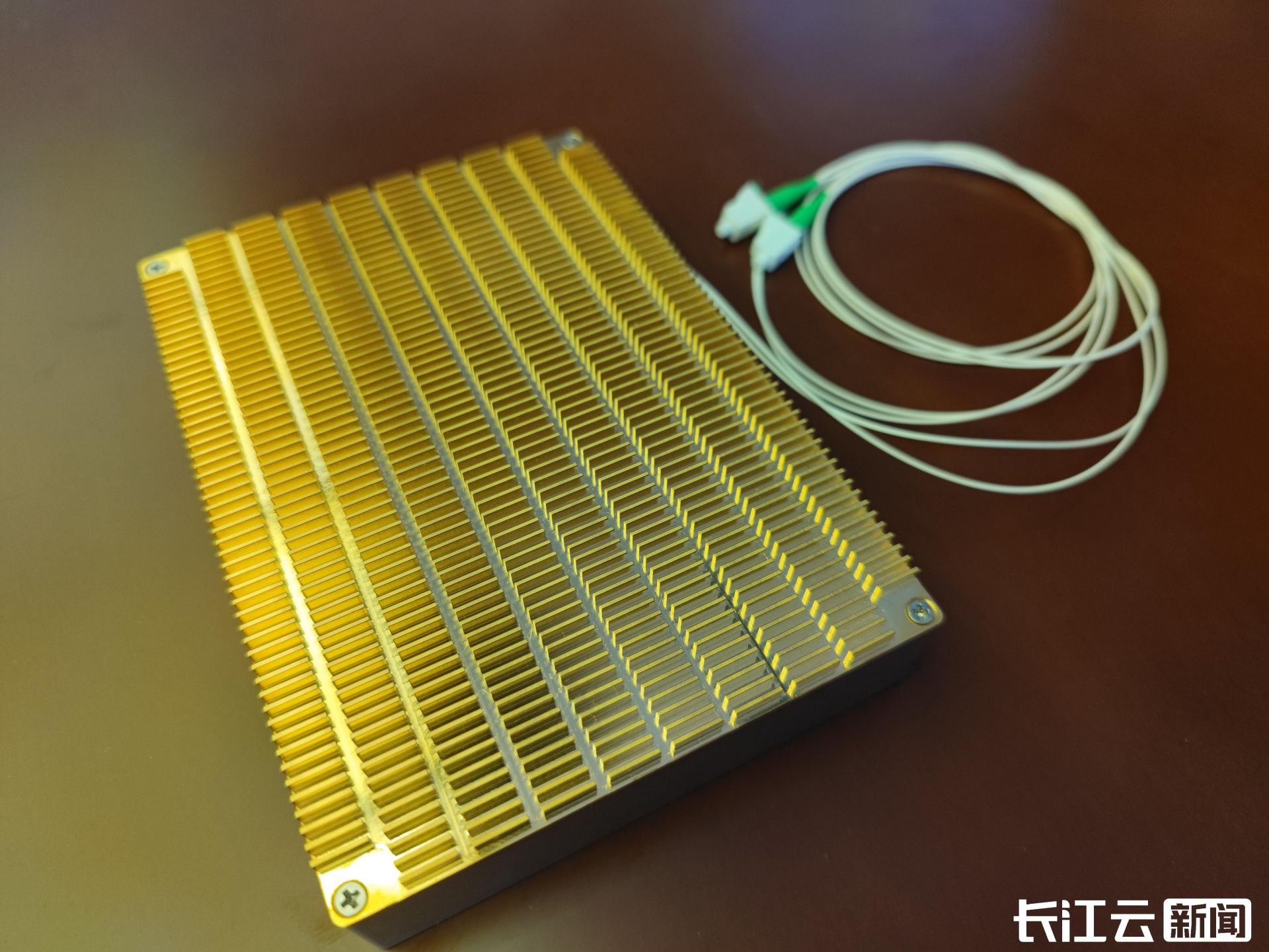 光迅科技获得发明专利授权：“一种光纤模场直径自动化测量装置与方法”