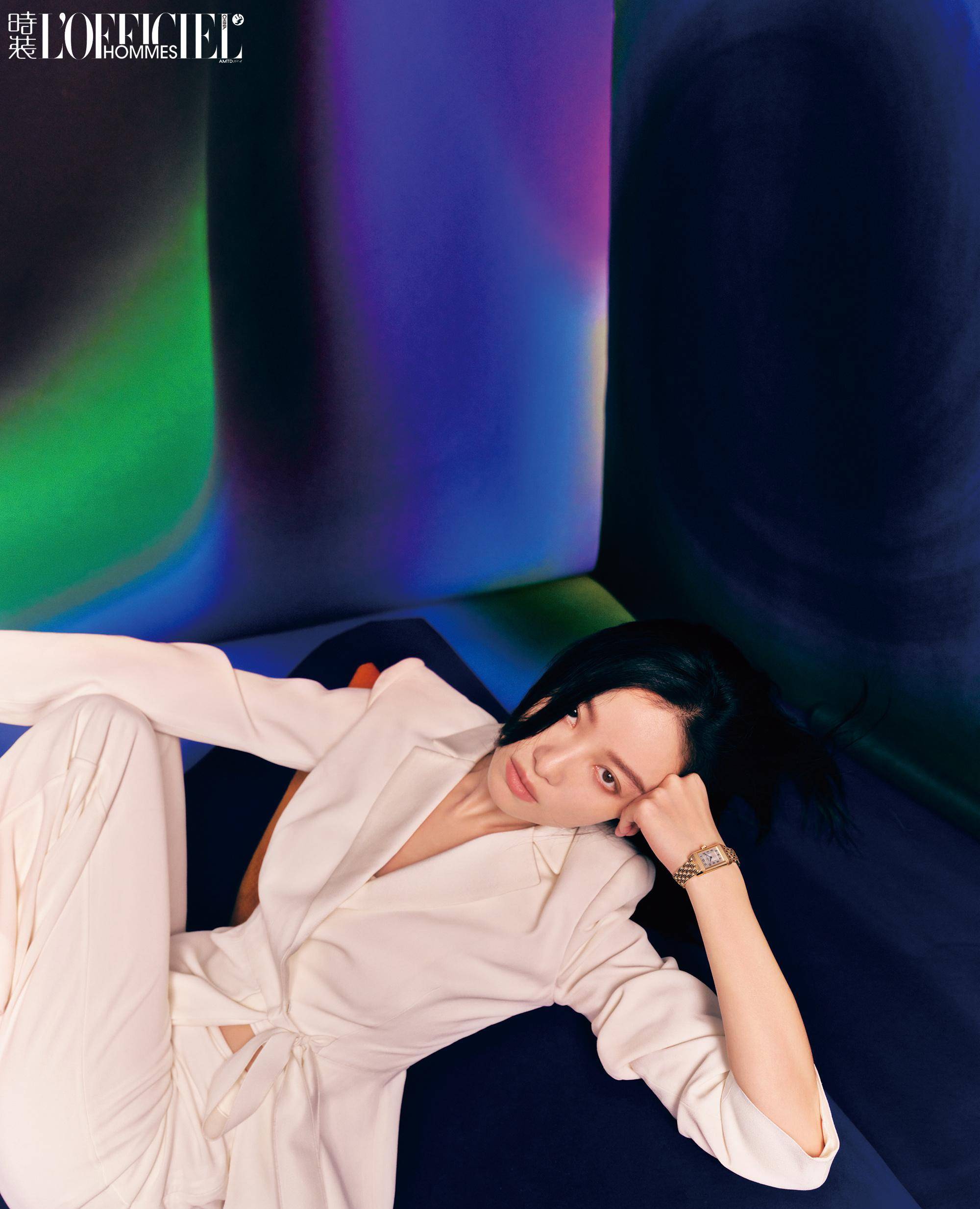 倪妮代言的时装公司被问询，女装卖不动收购锂电材料公司能行？