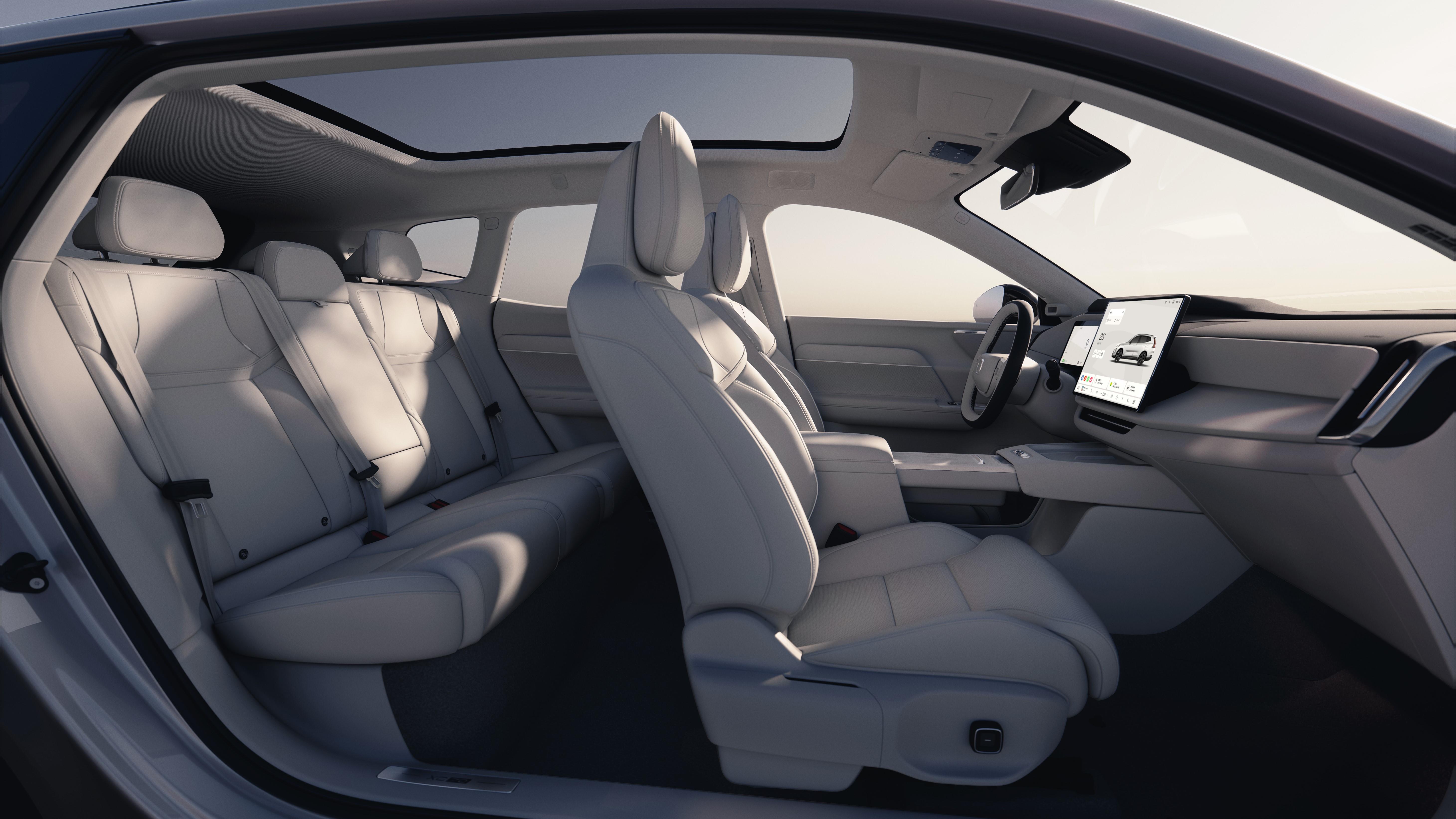 时隔9年回归 沃尔沃XC70搏击豪华插混市场