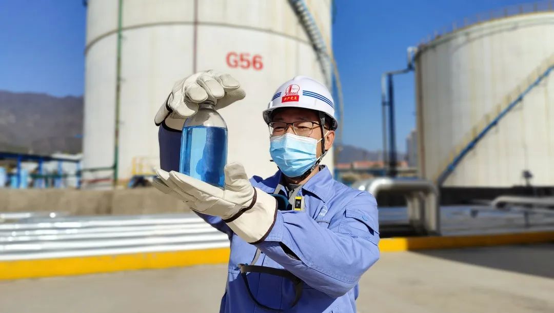 中国石化获得发明专利授权:“一种适用于复杂薄层地质导向参数建模方法”