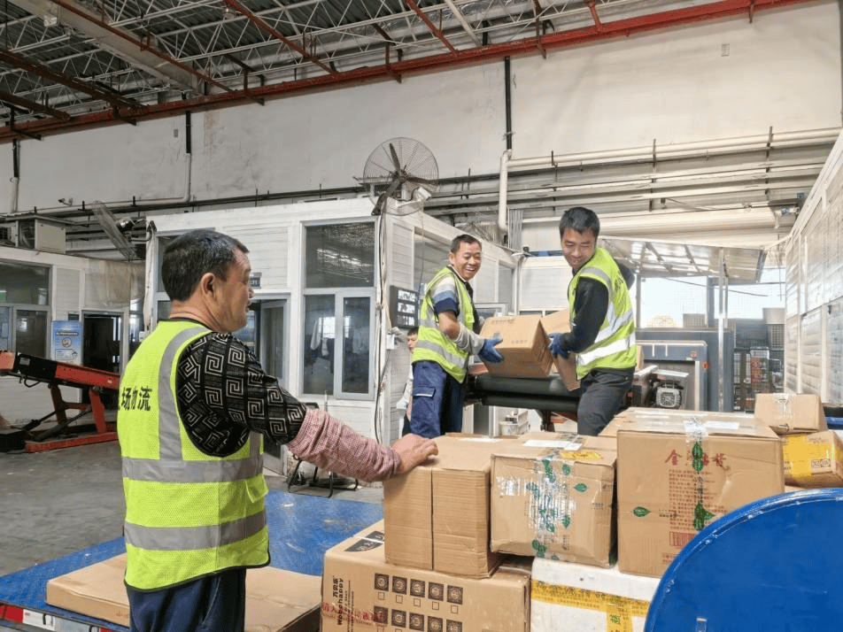 南京机场首开华沙国际货运航线