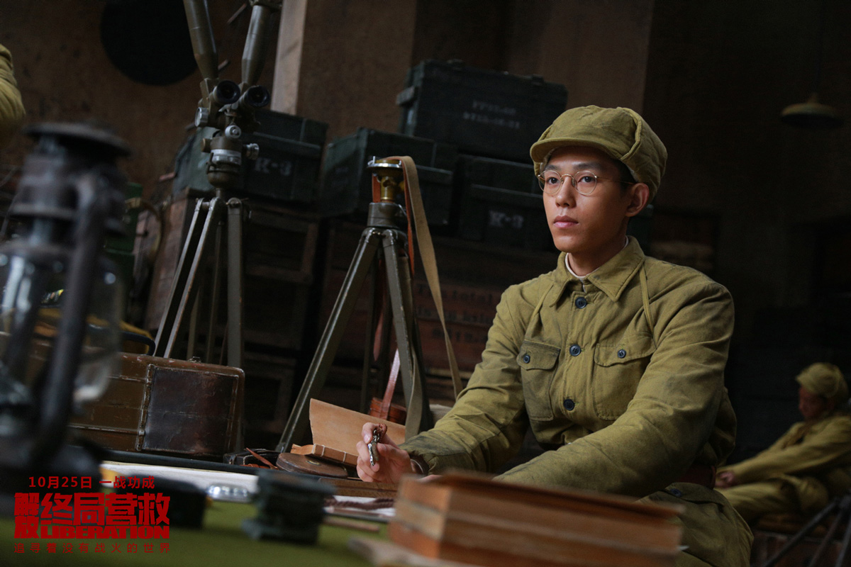 “泰勒效应” 再升级！新专电影双重出击，品牌跟风玩橙色营销