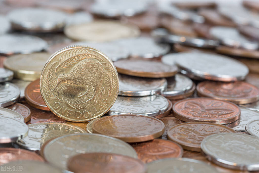 隔夜shibor报1.3190 下跌0.3个基点