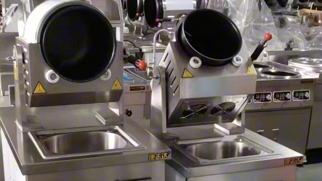 炒菜机器人正在“炒”掉厨师