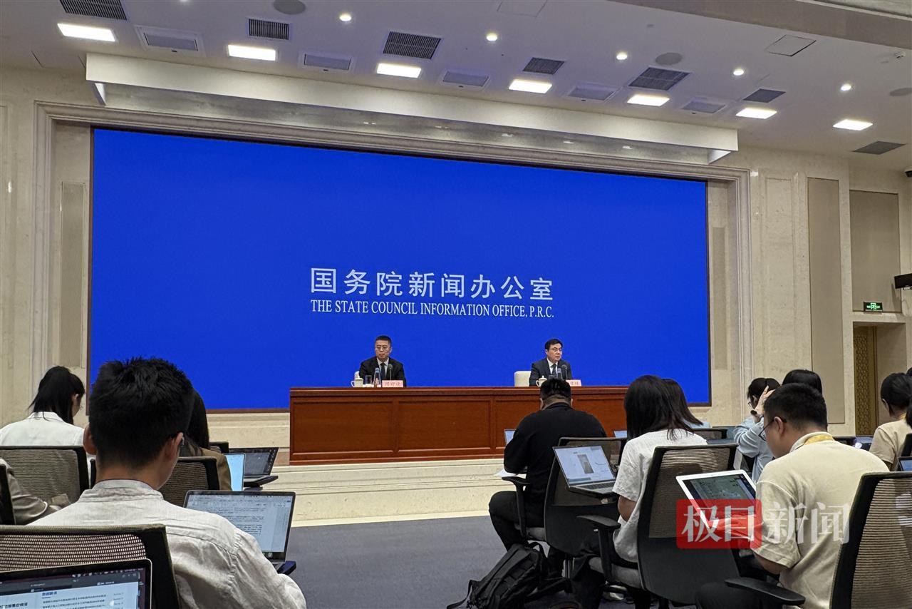 国家统计局：前三季度 全国城镇调查失业率平均值为5.2%