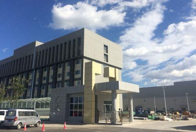 新特电气：11月4日高管谭勇减持股份合计56.24万股