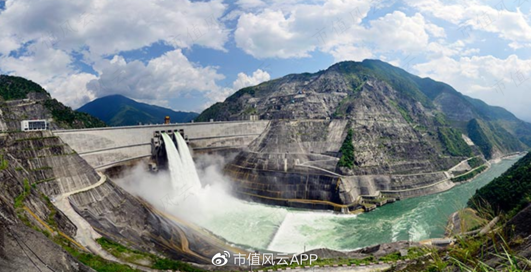 华能水电获得发明专利授权：“一种排水沟施工装置”