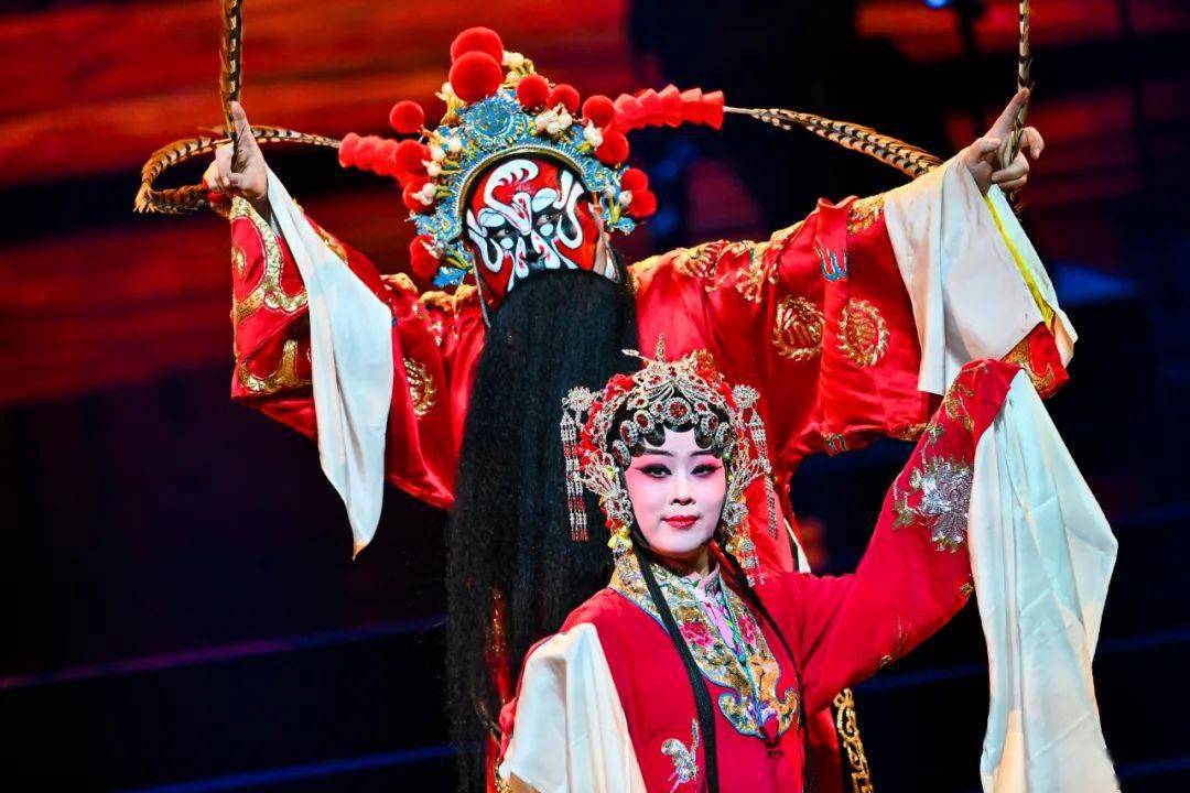 “有为政府+有效援助”见实效――“丝绸之路 光明之行” 墨玉站书写公益新篇