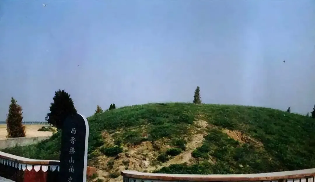 一座难以确定国属的东周墓葬:说绍兴狮子山306号墓