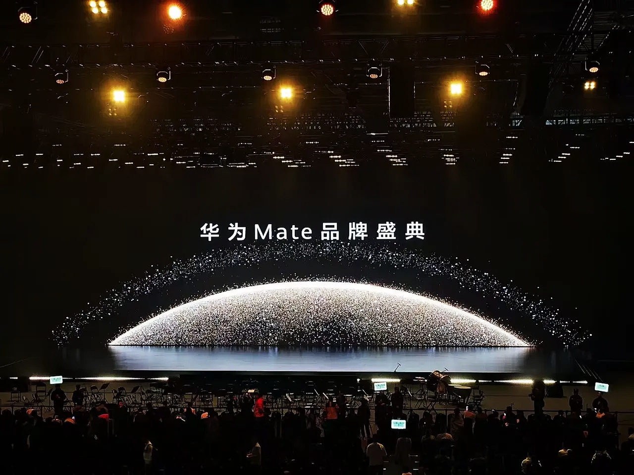 软银清仓英伟达，押注OpenAI，AI投资或进入“下半场”