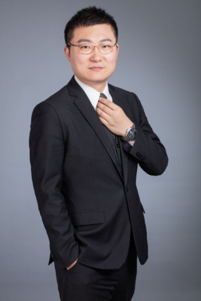 亢娜出任中元股份董秘、副总裁