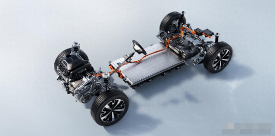 动力电池的“中间道路”：固液混合技术成业界“新宠”