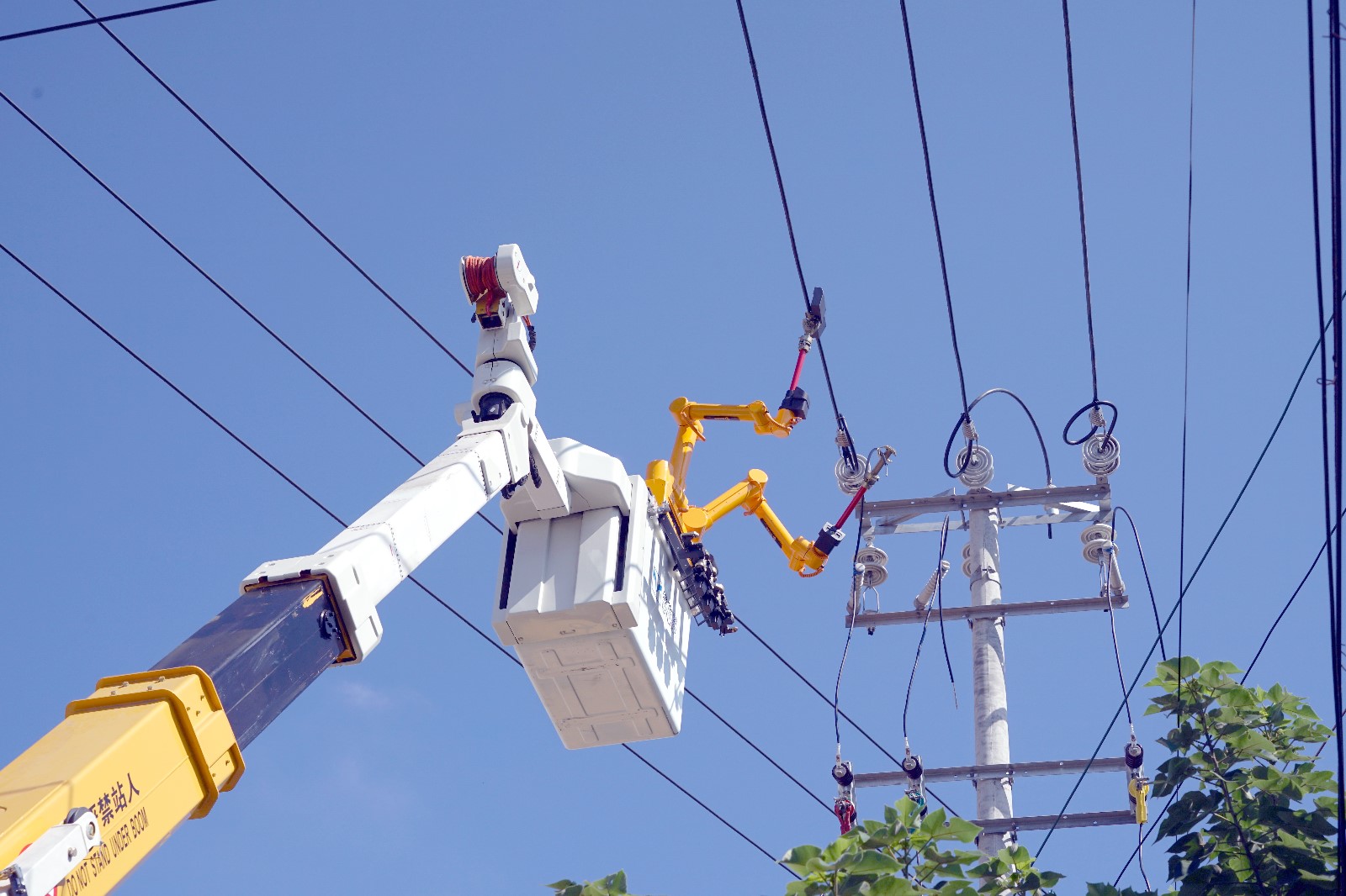 晶品特装(688084.SH)：将“特种机器人南通产业基地（一期）建设项目”结项并将节余募集资金4562.92万元用于永久补充流动资金