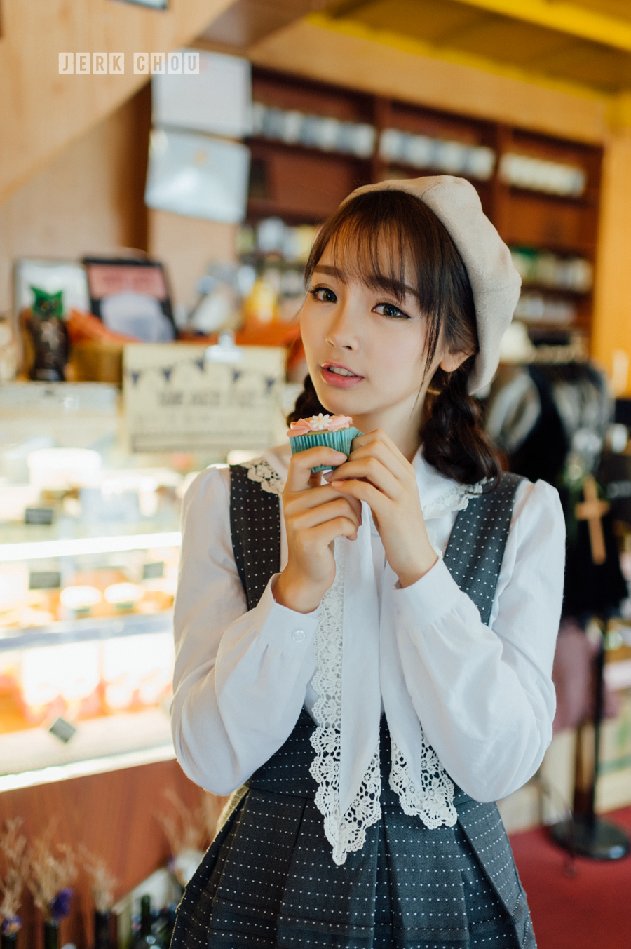 好想你：持有鸣鸣很忙6.2881%股权